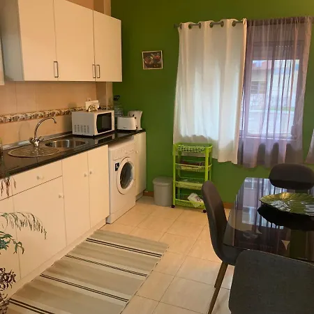 Charming T1 In Seixal شقة *