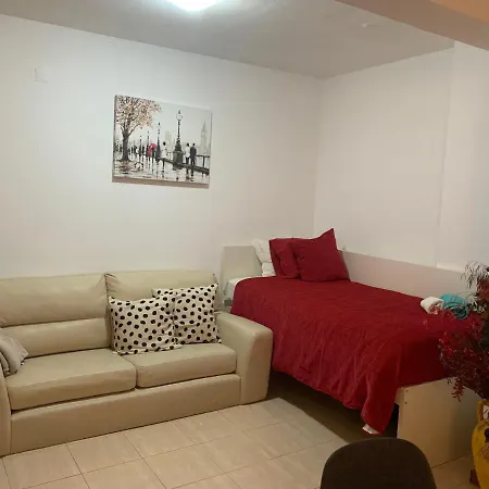 Charming T1 In Seixal Apartment *