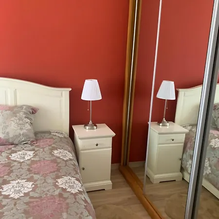 Apartment Charming T1 In Seixal *